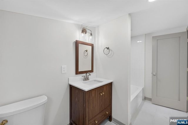 15 Elberta Road, Maplewood, NJ 07040