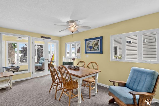 736 Lakeview Drive, Columbia Twp, MI 49234