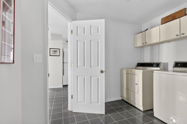 736 Lakeview Drive, Columbia Twp, MI 49234