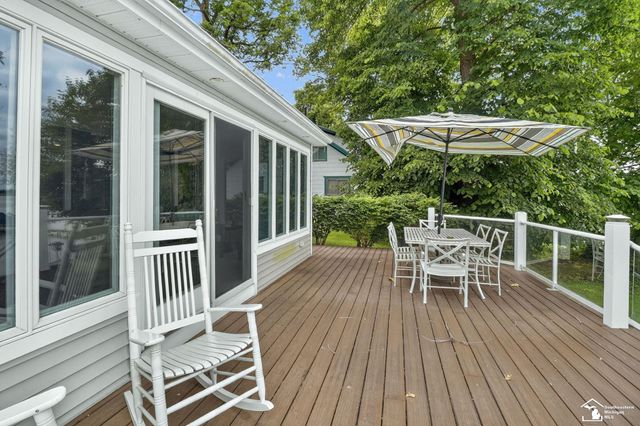 736 Lakeview Drive, Columbia Twp, MI 49234