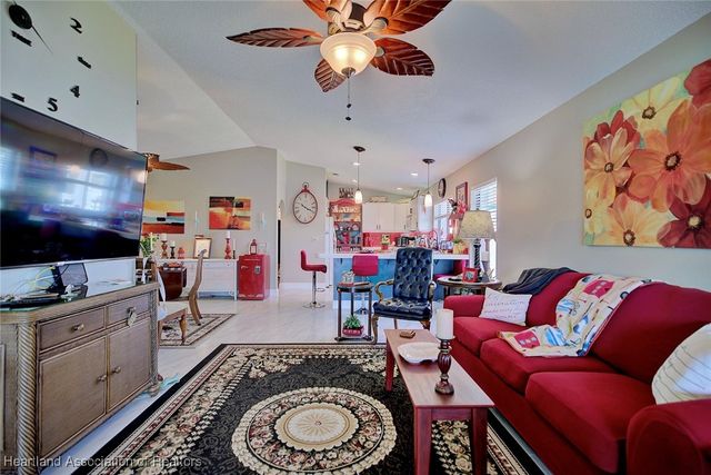5415 CASABLANCA Circle L21, Sebring, FL 33870
