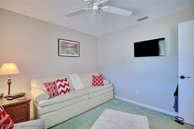 5415 CASABLANCA Circle L21, Sebring, FL 33870
