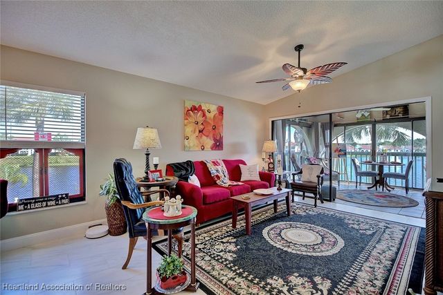 5415 CASABLANCA Circle L21, Sebring, FL 33870