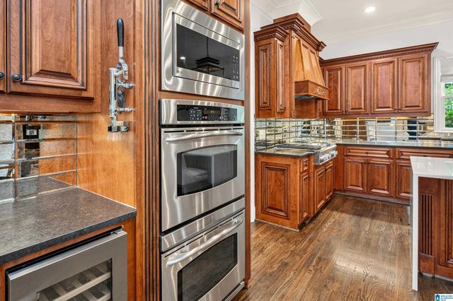1204 PERTHSHIRE COURT, Hoover, AL 35242