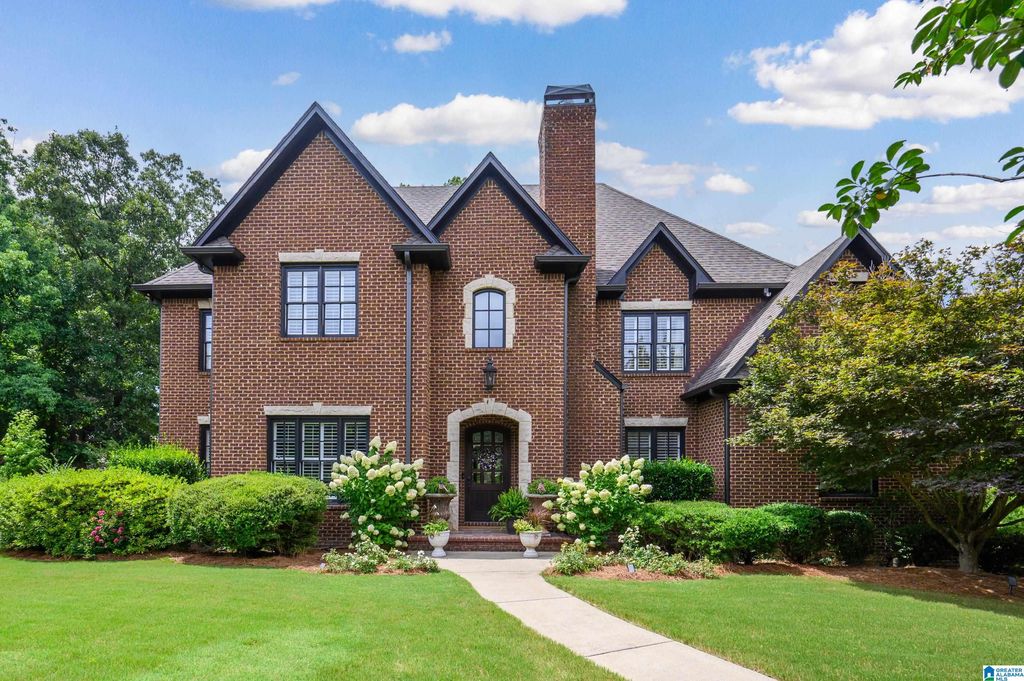 1204 PERTHSHIRE COURT, Hoover, AL 35242