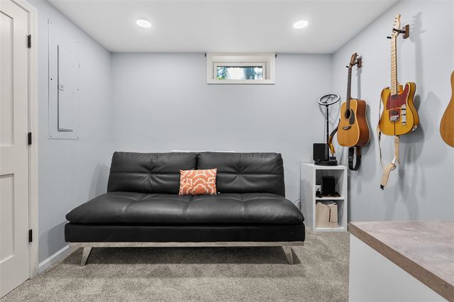 604 Jenks Boulevard, Kalamazoo, MI 49006