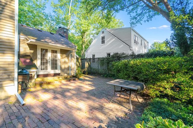 604 Jenks Boulevard, Kalamazoo, MI 49006