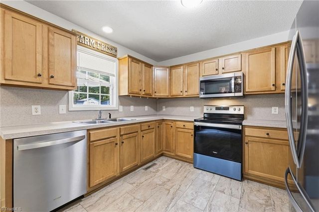 139 Homer Lane, Randleman, NC 27317