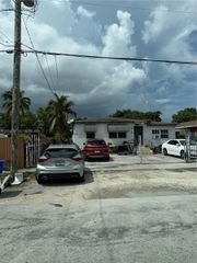 2651 NW 33rd Street, Miami, FL 33142