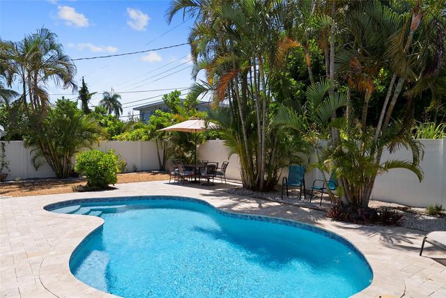 14480 120TH AVENUE, Largo, FL 33774