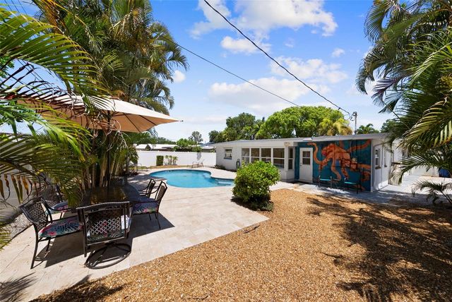 14480 120TH AVENUE, Largo, FL 33774