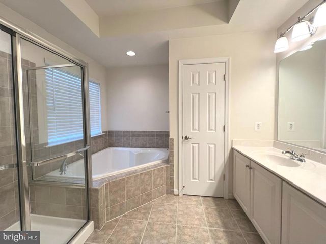 9854 SNOW BIRD LN, Laurel, MD 20723