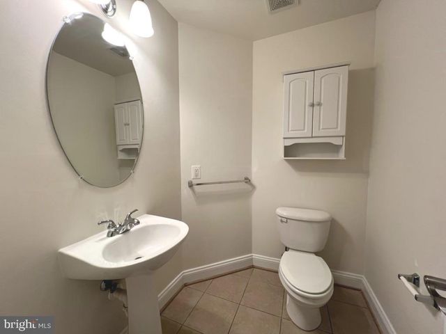 9854 SNOW BIRD LN, Laurel, MD 20723