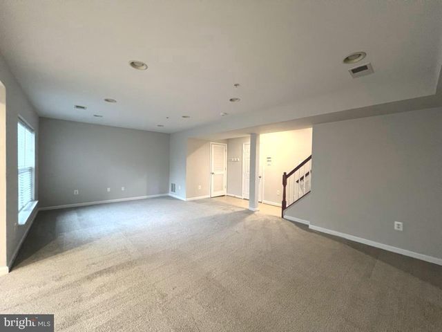 9854 SNOW BIRD LN, Laurel, MD 20723