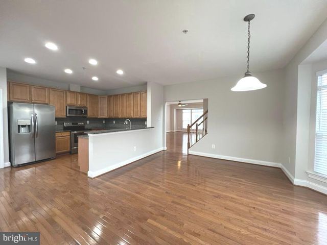 9854 SNOW BIRD LN, Laurel, MD 20723