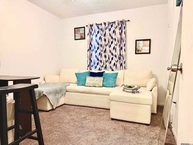 7672 Sumrall, Baton Rouge, LA 70812