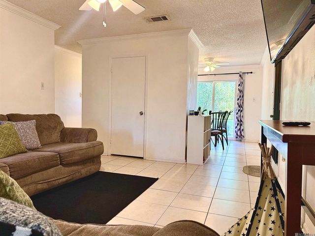 7672 Sumrall, Baton Rouge, LA 70812