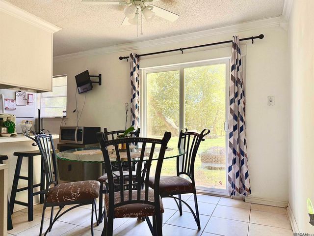 7672 Sumrall, Baton Rouge, LA 70812