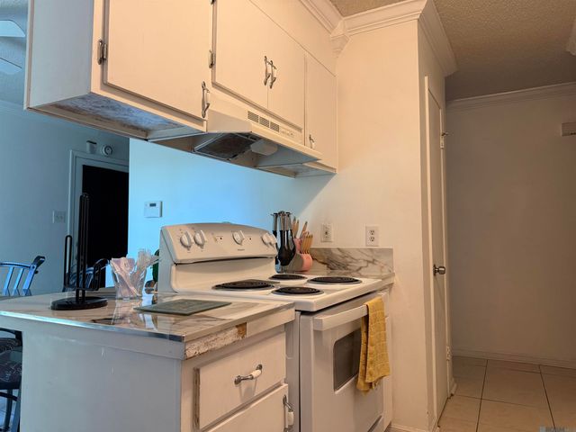 7672 Sumrall, Baton Rouge, LA 70812