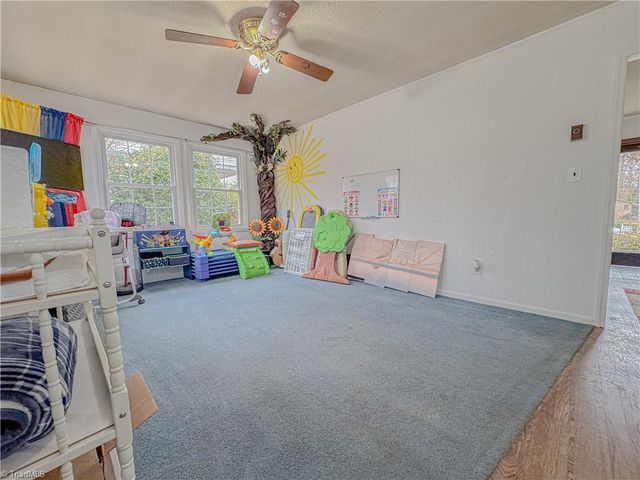 400 Western Boulevard, Lexington, NC 27265