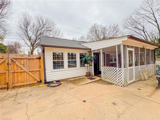 400 Western Boulevard, Lexington, NC 27265