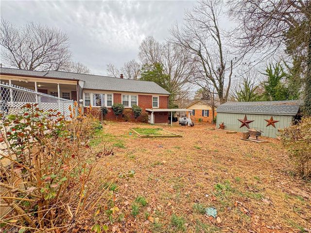 400 Western Boulevard, Lexington, NC 27265