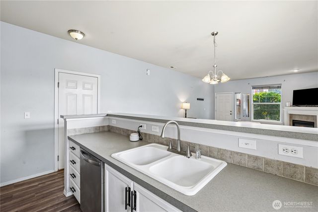 11308 6th Avenue E, Tacoma, WA 98445