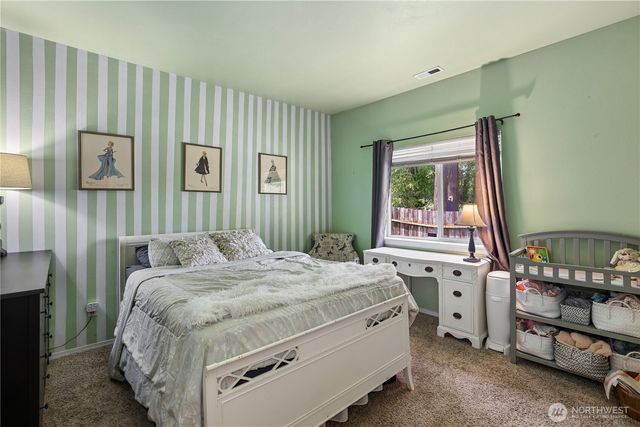 11308 6th Avenue E, Tacoma, WA 98445