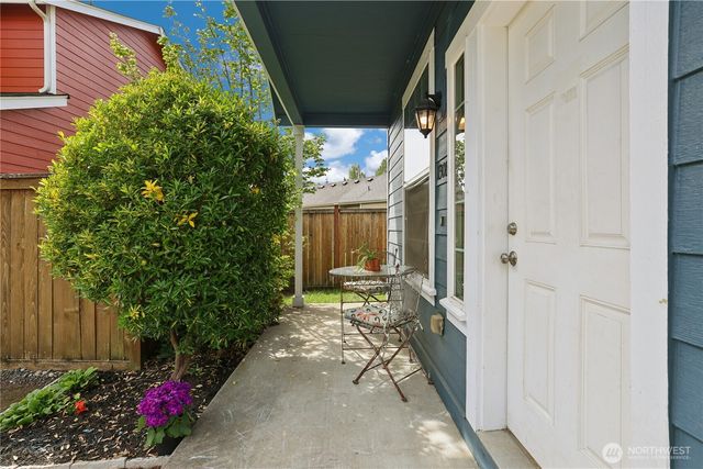 11308 6th Avenue E, Tacoma, WA 98445