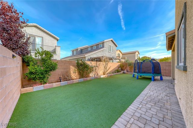 936 Lotus Falls Street, Henderson, NV 89052