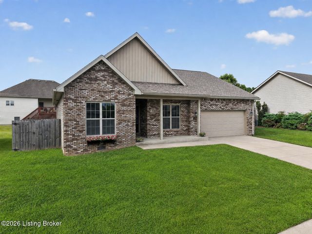 204 Robert East Ct, Vine Grove, KY 40175