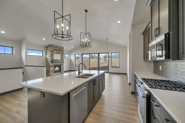 315 ALDON CIRCLE, Green Bay, WI 54304