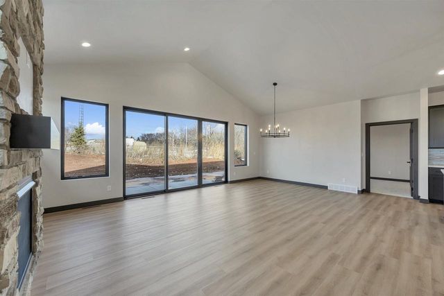 315 ALDON CIRCLE, Green Bay, WI 54304