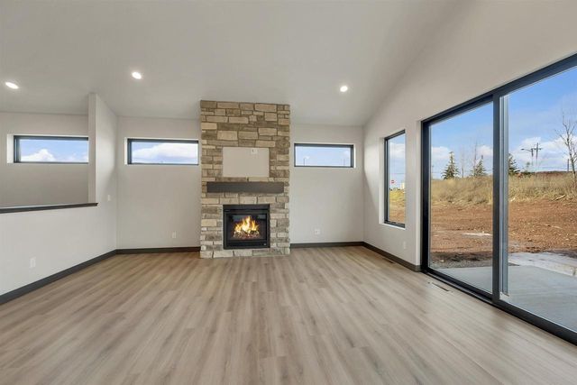 315 ALDON CIRCLE, Green Bay, WI 54304