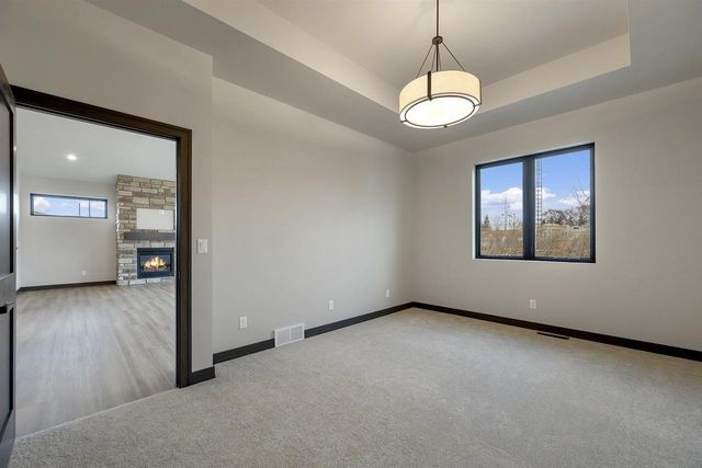 315 ALDON CIRCLE, Green Bay, WI 54304