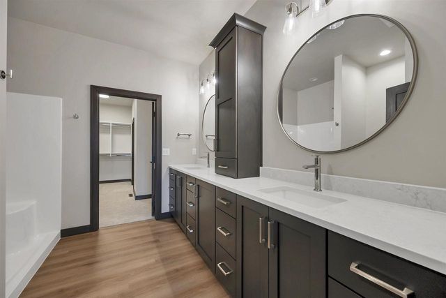 315 ALDON CIRCLE, Green Bay, WI 54304