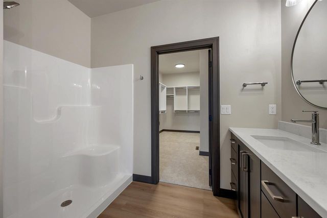 315 ALDON CIRCLE, Green Bay, WI 54304