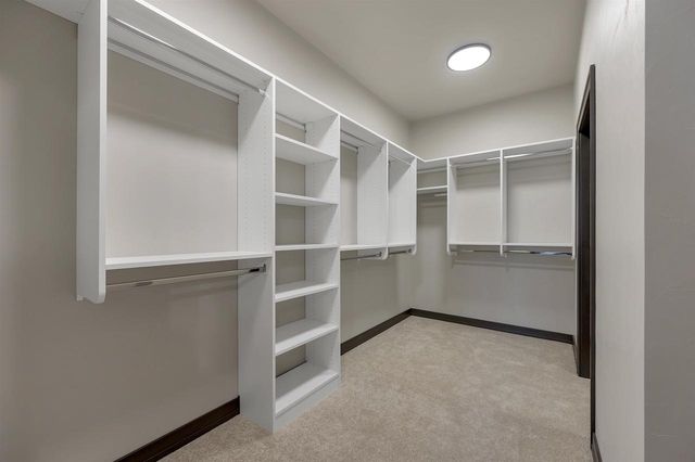 315 ALDON CIRCLE, Green Bay, WI 54304