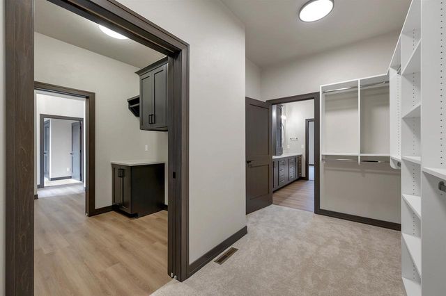 315 ALDON CIRCLE, Green Bay, WI 54304