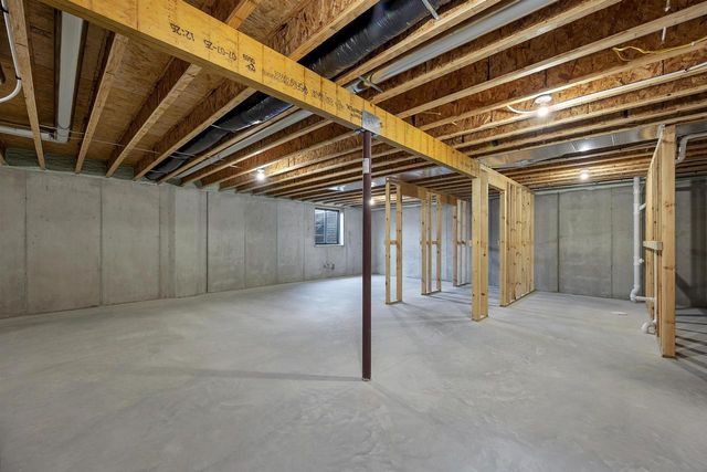 315 ALDON CIRCLE, Green Bay, WI 54304