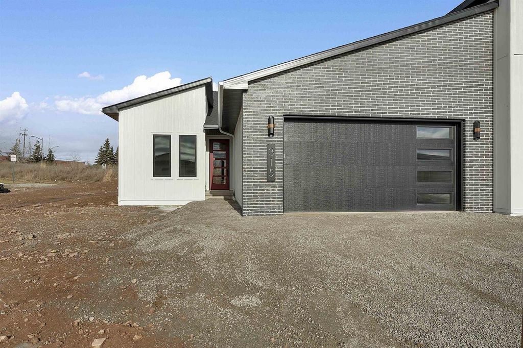 315 ALDON CIRCLE, Green Bay, WI 54304