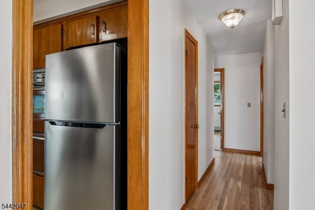 27 Crystal St, North Arlington Boro, NJ 07031
