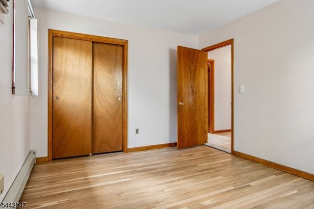 27 Crystal St, North Arlington Boro, NJ 07031