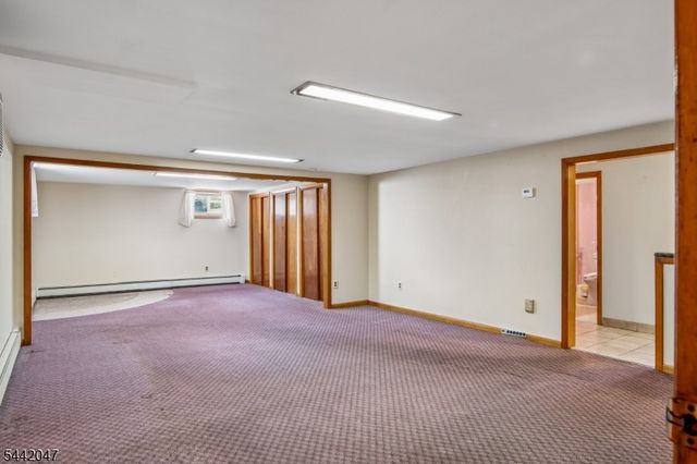 27 Crystal St, North Arlington Boro, NJ 07031