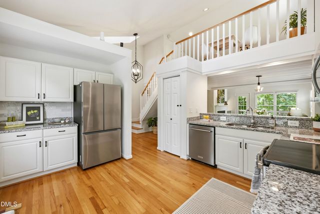 105 Oxford Hills Drive, Chapel Hill, NC 27514