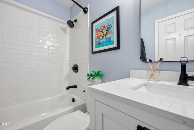 105 Oxford Hills Drive, Chapel Hill, NC 27514