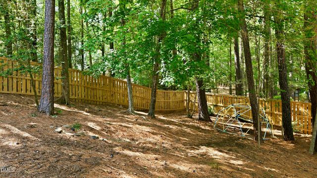 105 Oxford Hills Drive, Chapel Hill, NC 27514