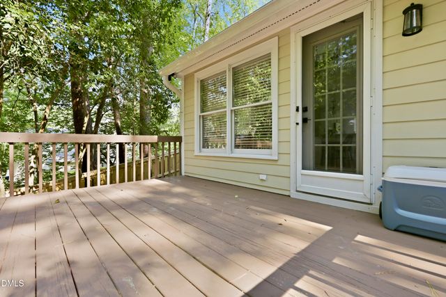 105 Oxford Hills Drive, Chapel Hill, NC 27514