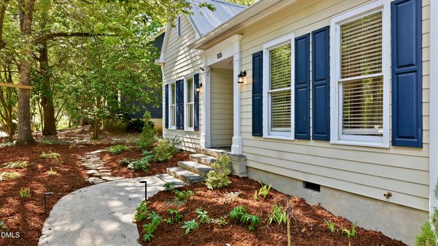 105 Oxford Hills Drive, Chapel Hill, NC 27514