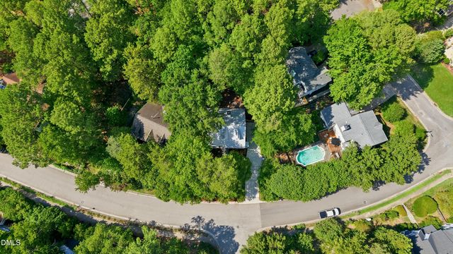 105 Oxford Hills Drive, Chapel Hill, NC 27514